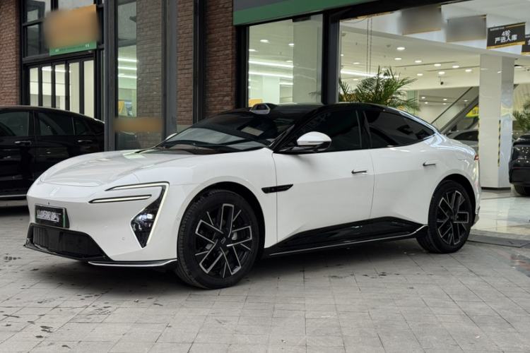 Used  06 2025 Max All-Electric Version