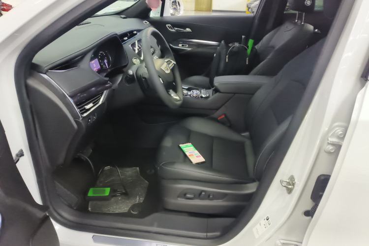 Used Cadillac XT4 2021 28T Two-Wheel Drive Tech Edition