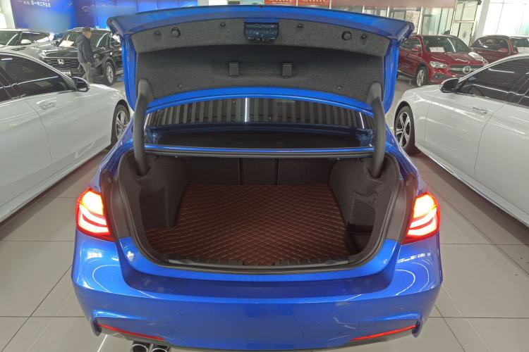 Used BMW 3 Series 2019 320i M Sport Package
