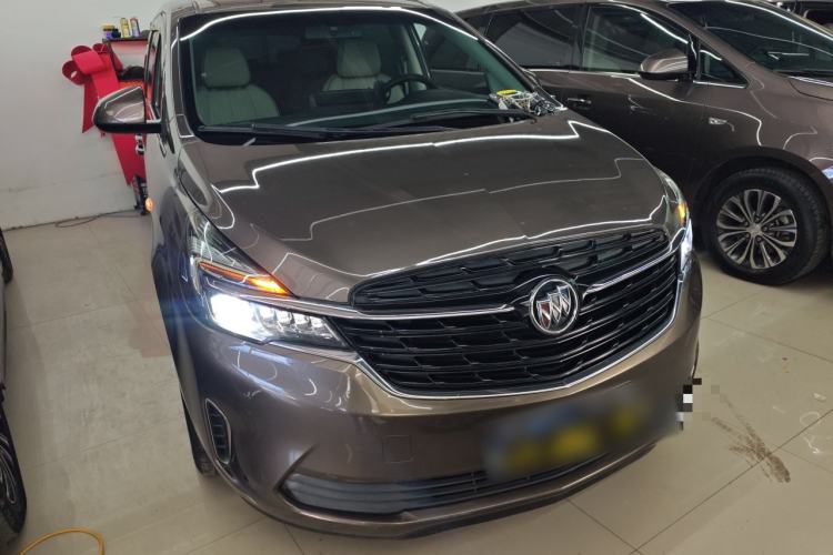 Used Buick GL8 2021 Land Cruiser Executive Class 652T Luxury Model
