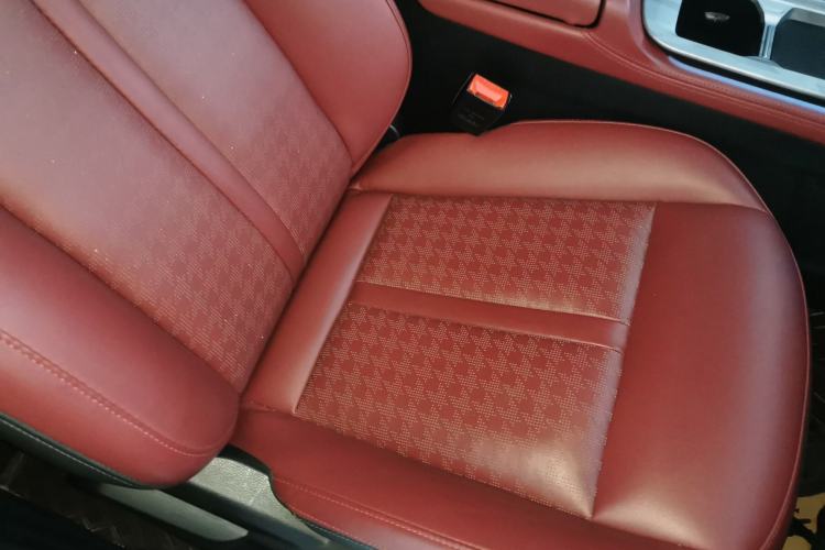 Used JETOUR X70 PRO 2023 1.5T DCT Comfort Edition 7-Seater
