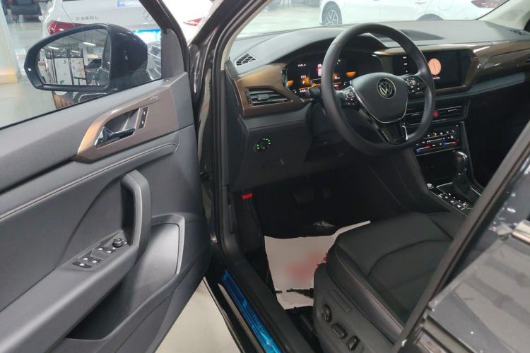 Used Volkswagen Tharu 2022 280TSI Two-Wheel-Drive Luxury Edition