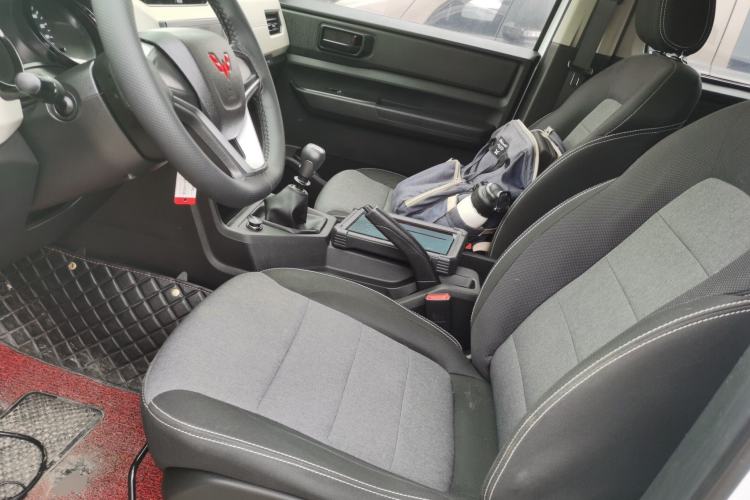 Used Wuling Zhengcheng 2021 1.5T Manual Comfort Version
