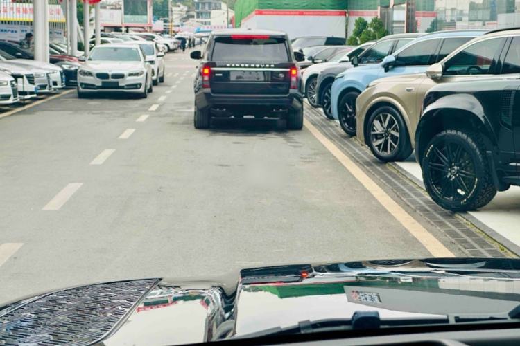 Used Land Rover Defender 2024 110 5.0T V8
