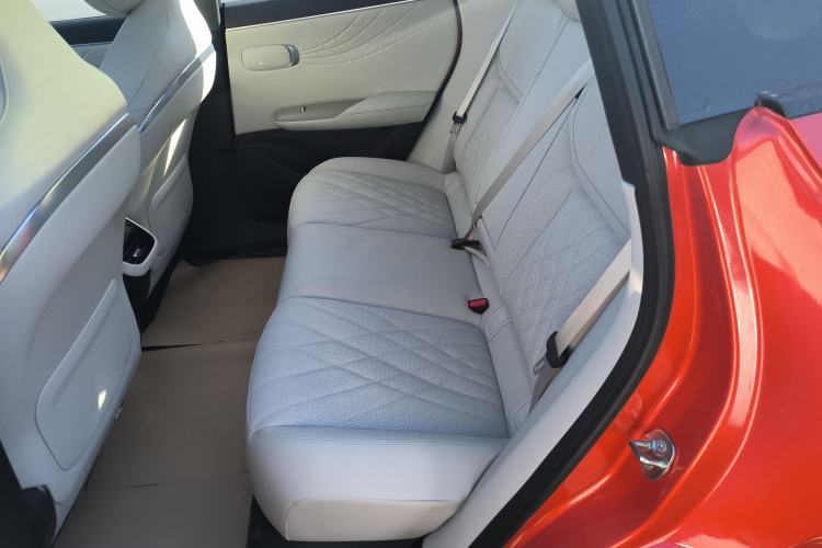 Used  S07 2023 620Max Pure Electric Version
