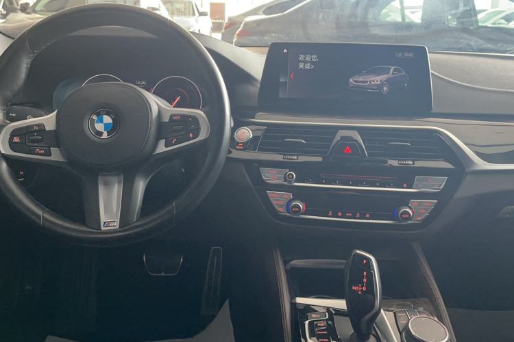 Used BMW 5 Series 2019 525Li M Sport Package
