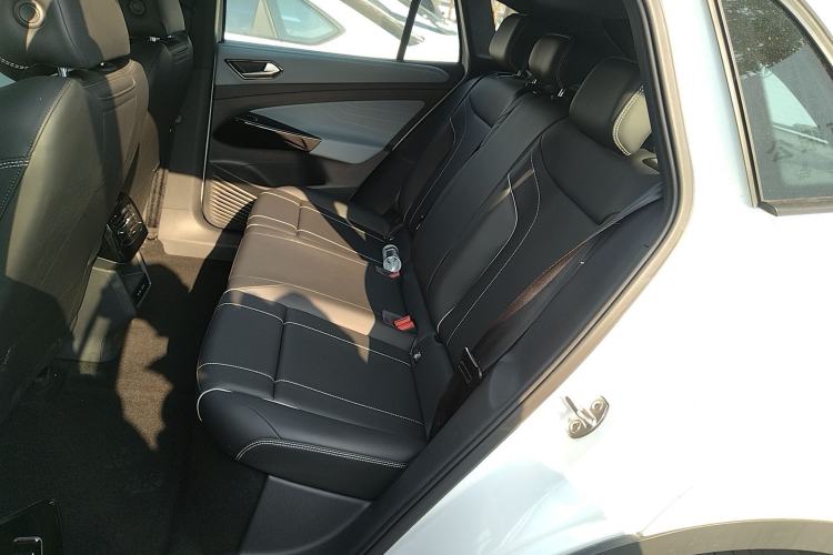 Used Volkswagen ID.4 X 2025 Smart Version Pure & Intelligent Enjoyment Edition
