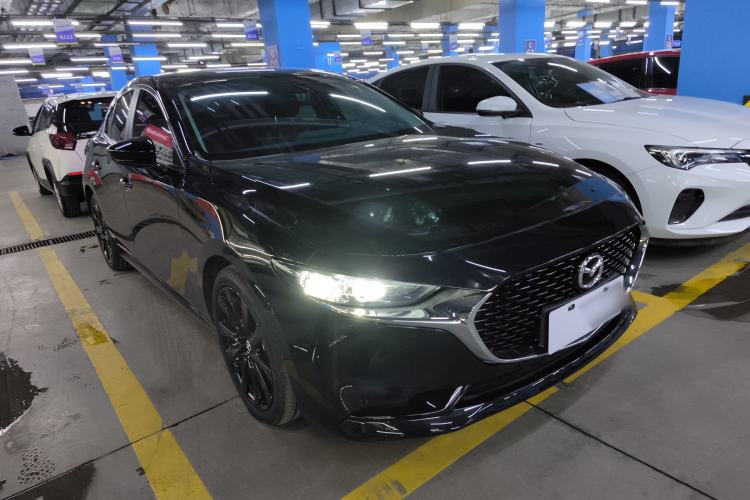Used Mazda Mazda 3 Axela 2022 2.0L Automatic Premium Black Obsidian Edition
