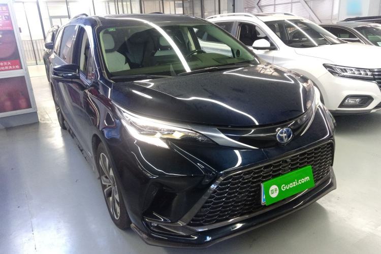 Used Toyota Granvia 2023 2.5L Hybrid Flagship VIP Edition
