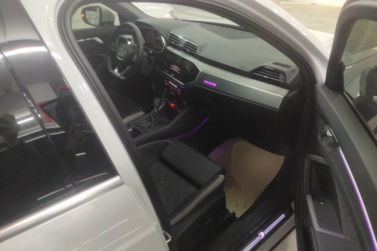 Used Audi Q3 2024 35 TFSI Fashion Dynamic Edition
