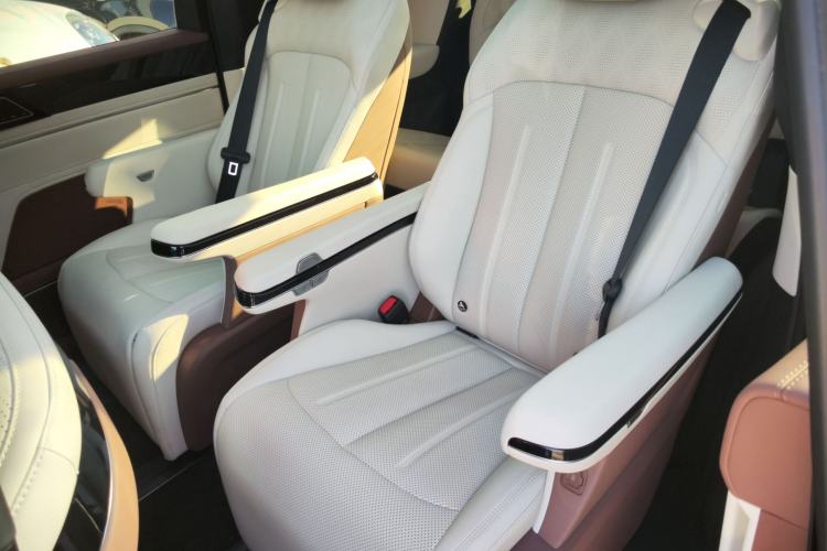 Used BYD Xia 2025 DM-i 1.5T 180km Beyond Edition
