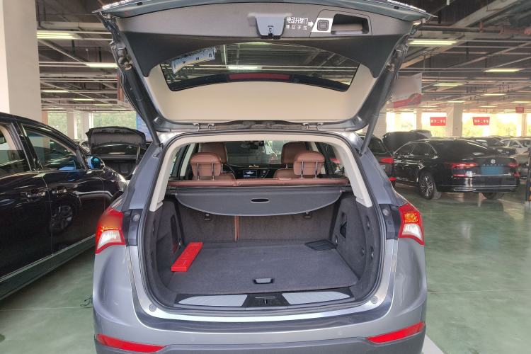 Used Buick Envision 2019 20T Two-Wheel Drive Luxury Version China VI Standard
