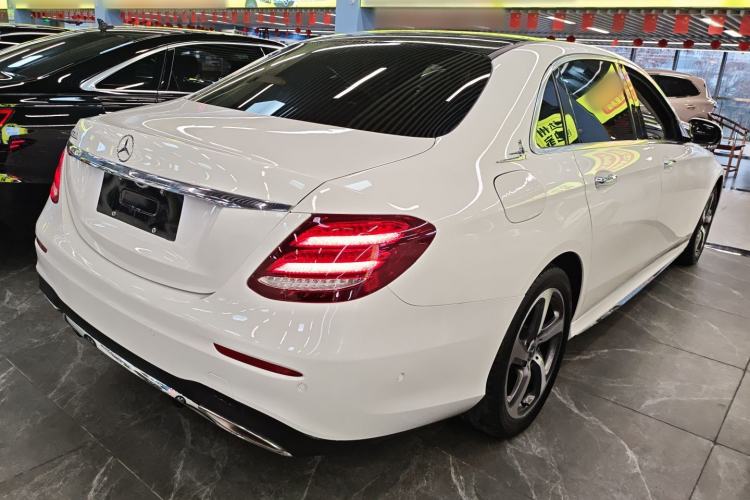 Used Mercedes-Benz E-Class 2017 E 300 L Sporty and Stylish Model