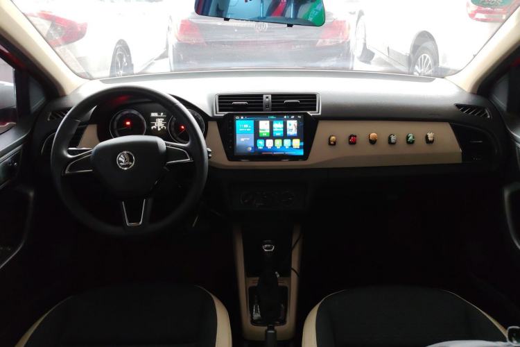 Used Skoda Fabia 2017 1.4L Automatic Chuanxing Edition
