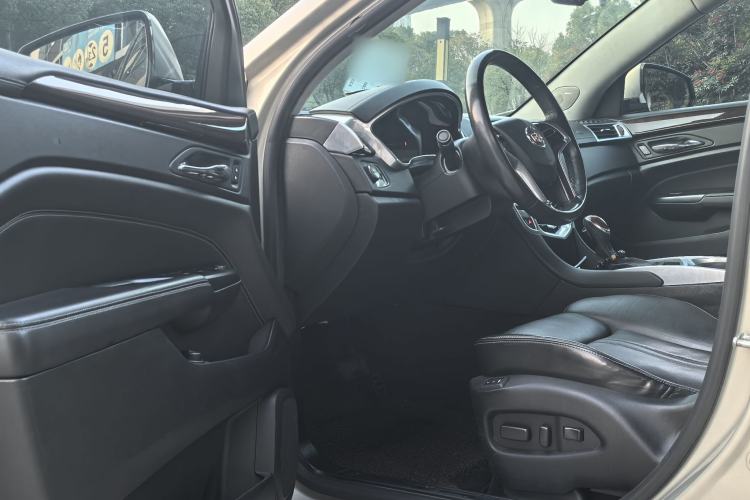 Used Cadillac SRX 2013 3.6L Flagship Model