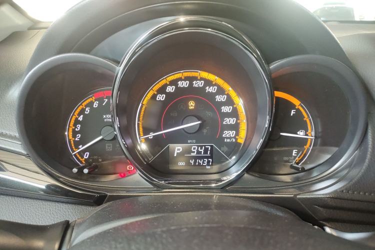 Used Toyota YARiS L 2022 X-Trail 1.5L CVT Luxury PLUS Edition
