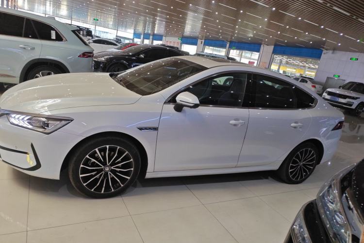 Used BYD Qin PLUS 2021 EV 600KM Flagship Model