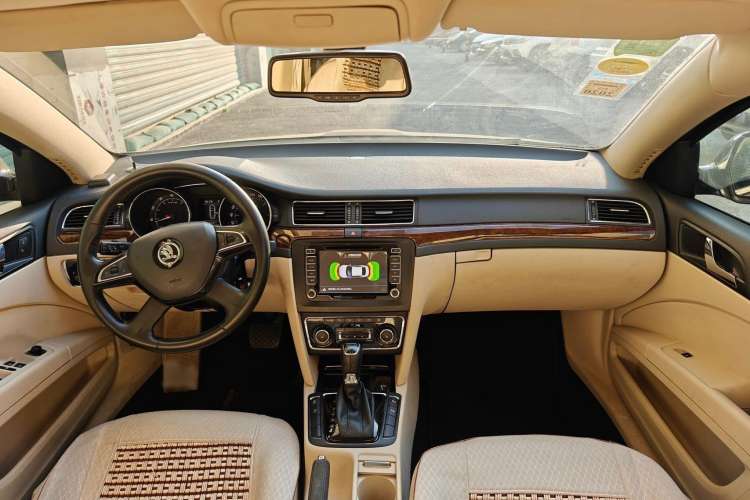 Used Skoda Superb 2013 1.8TSI Automatic Yashi Edition