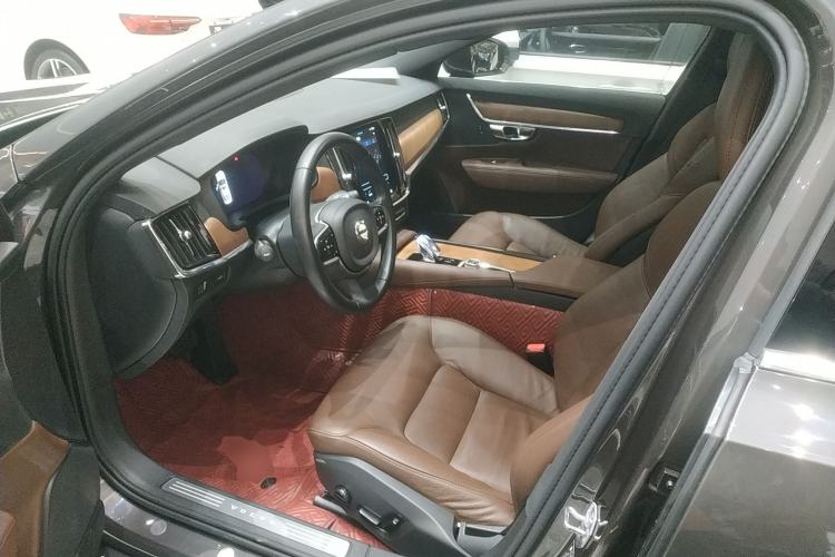 Used Volvo S90 2022 B5 Zhiyi Luxury Edition

