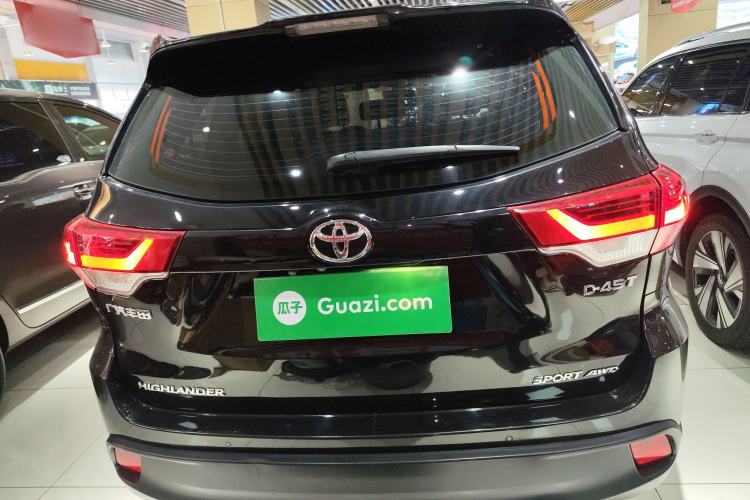 Used Toyota Highlander 2018 2.0T Four-Wheel Drive Luxury Version 7 Seats China VI Standard
