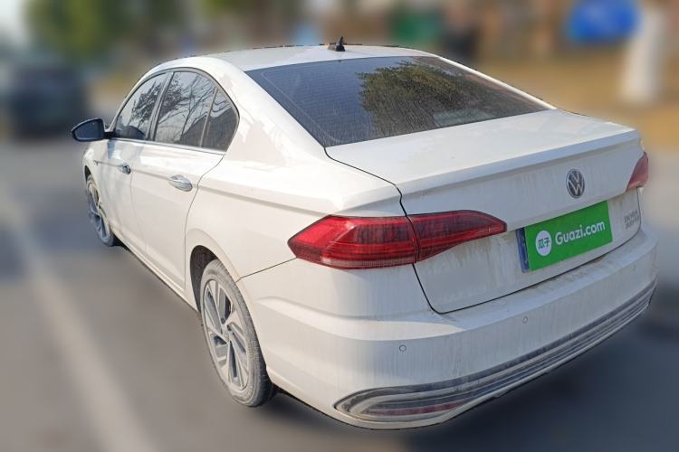 Used Volkswagen Bora 2023 300TSI DSG Prestige Edition
