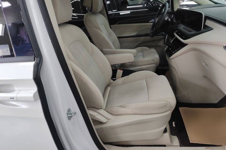 Used Buick GL8 2023 ES Lu Zun Comfort Model
