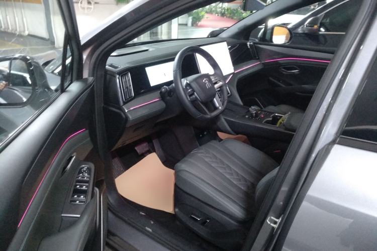 Used BYD Song L DM-i 2025 Intelligent Driving Version 112 km Beyond-Range Type