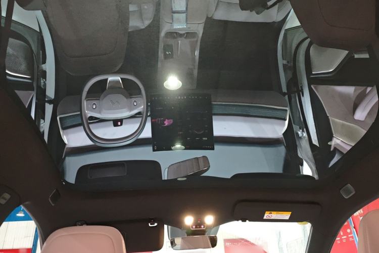 Used ONVO L60 2024 60 kWh Rear-Drive Version
