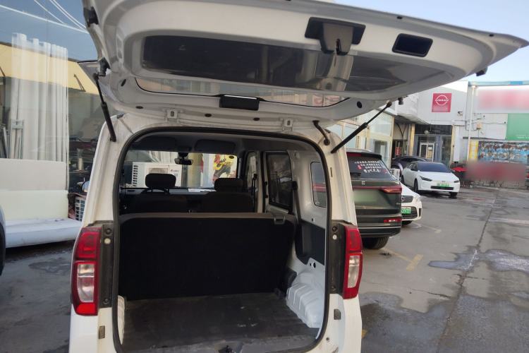 Used Wuling Zhiguang New Energy 2025 Comfort Model