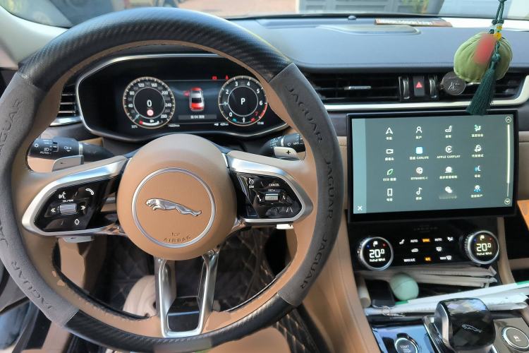 Used Jaguar XFL 2023 XFL 2.0T P250 Two-Wheel-Drive Prestige Luxury Gold Edition
