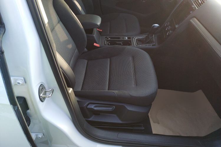 Used Volkswagen Golf 2020 Zhiai Edition 280TSI DSG Comfort Model