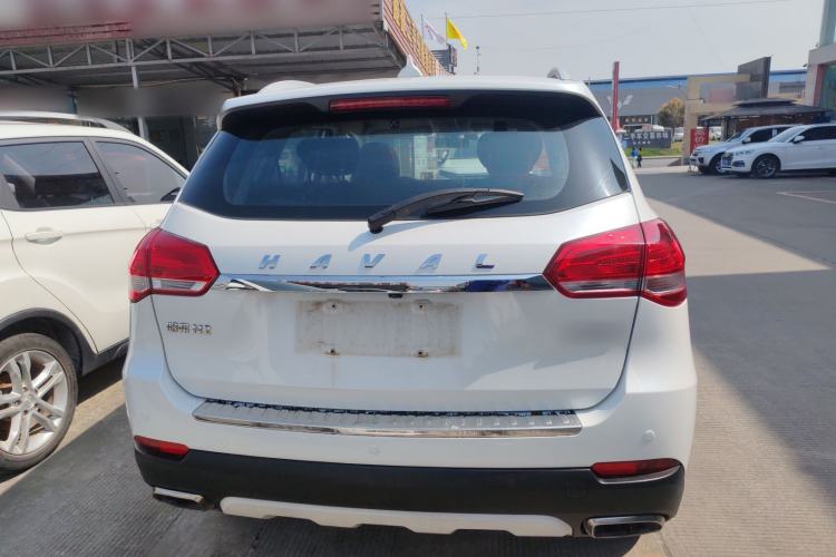 Used Haval H2 2018 Chuanxiang Edition Blue Badge 1.5T Manual Two-Wheel Drive Fashionable Model
