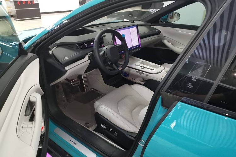 Used  SU7 2024 Four-Wheel Drive Ultra-Long Range Advanced Intelligent Driving Max Edition
