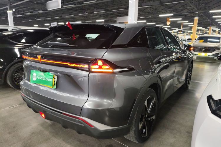 Used  S07 2023 200Max Range-Extended Version
