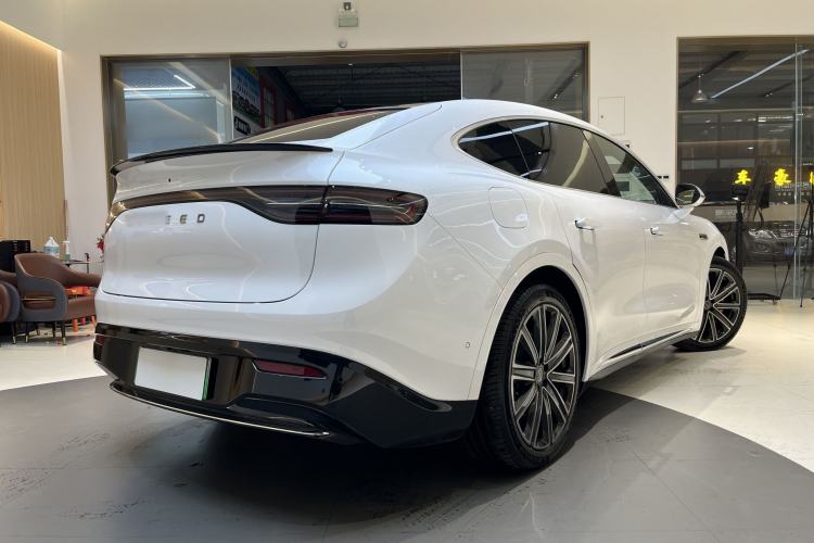 Used Hima Luxeed R7 2025 Range-Extended Version 251 km Max