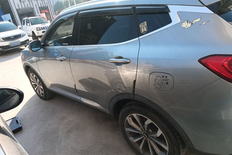 Used Wey VV6 2018 2.0T Two-Wheel-Drive Ultra-Luxury Version China V Standard