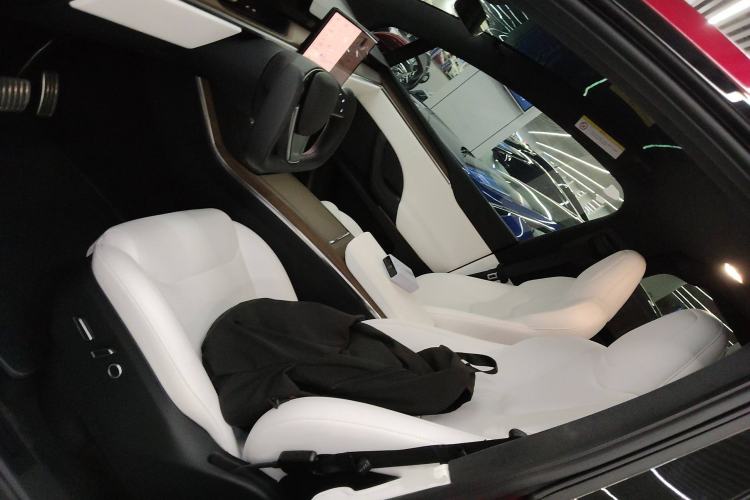 Used Tesla Model X 2023 Dual-Motor All-Wheel-Drive Version
