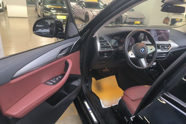 Used BMW iX3 2024 Leading Type