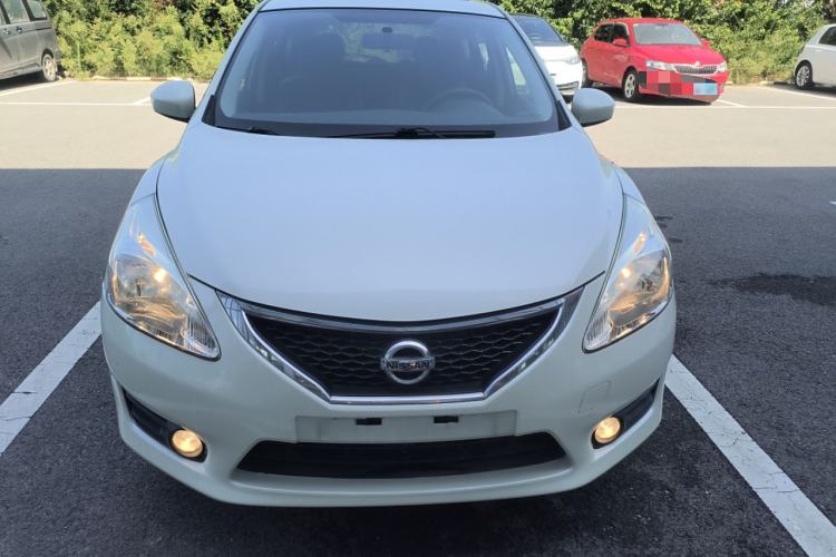 Used Nissan Tiida 2014 1.6L CVT Smart Model
