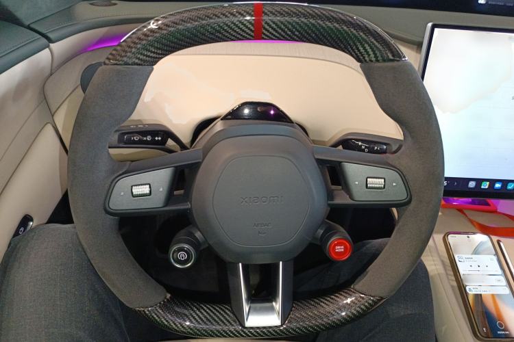 Used  YU7 2025 Ultra-Long Range High-Performance All-Wheel-Drive Max Edition
