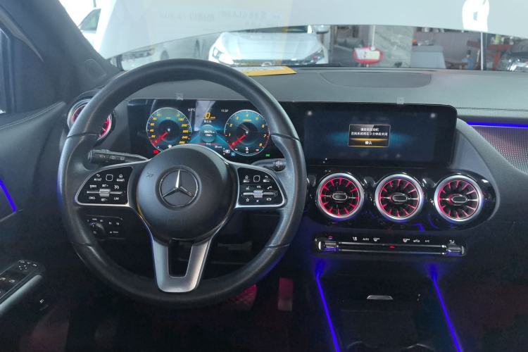 Used Mercedes-Benz GLA 2022 Facelifted GLA 200
