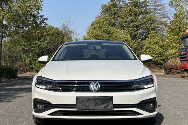 Used Volkswagen Lamando 2019 230TSI DSG Vision Edition China VI Standard
