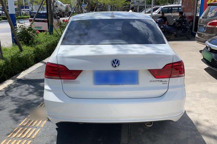 Used Volkswagen Santana 2016 1.6L Manual Fashion Edition
