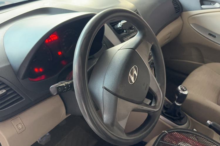 Used Hyundai Verna 2016 1.4L Manual Smart GLS Trim