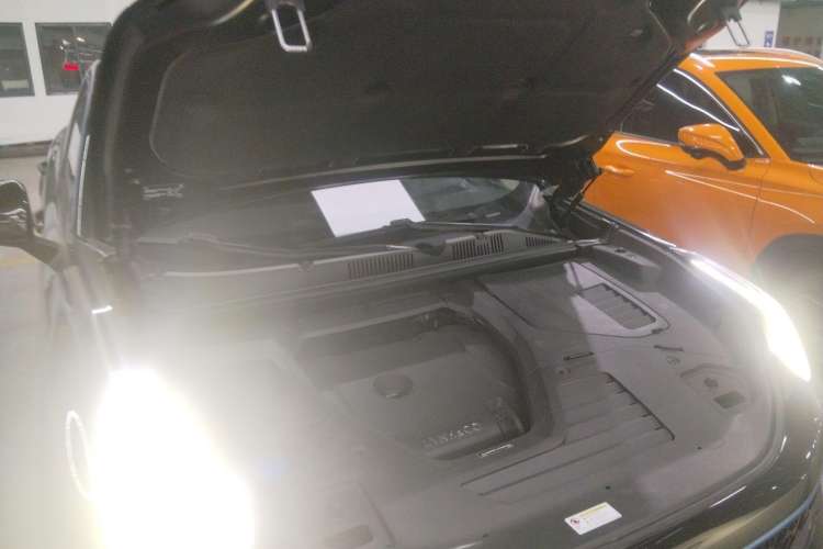 Used Lynk & Co 05 2020 2.0TD Two-Wheel Drive Shine Halo
