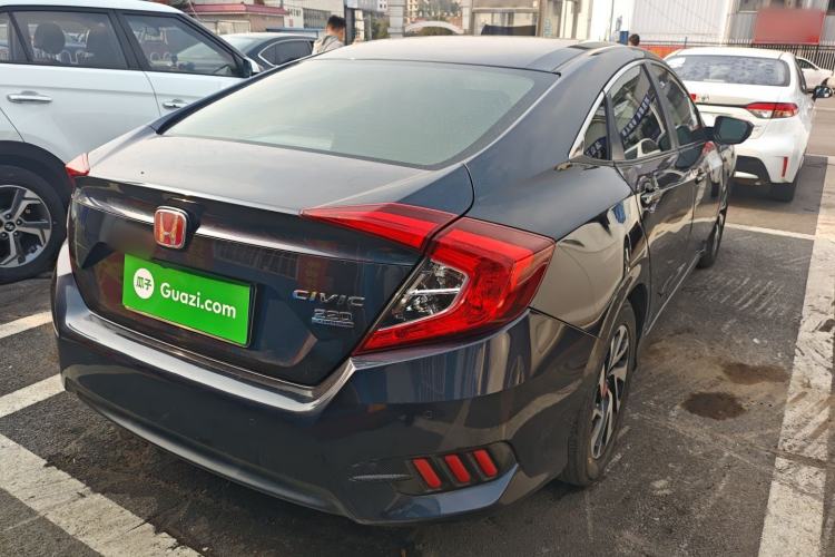 Used Honda Civic 2016 220TURBO CVT Luxury Edition
