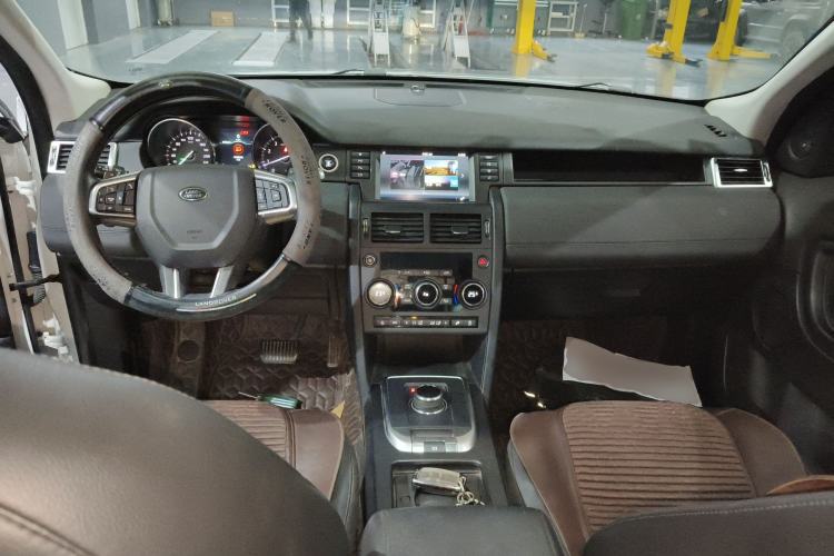 Used Land Rover Discovery Sport 2019 240 PS PURE Edition China V Standard
