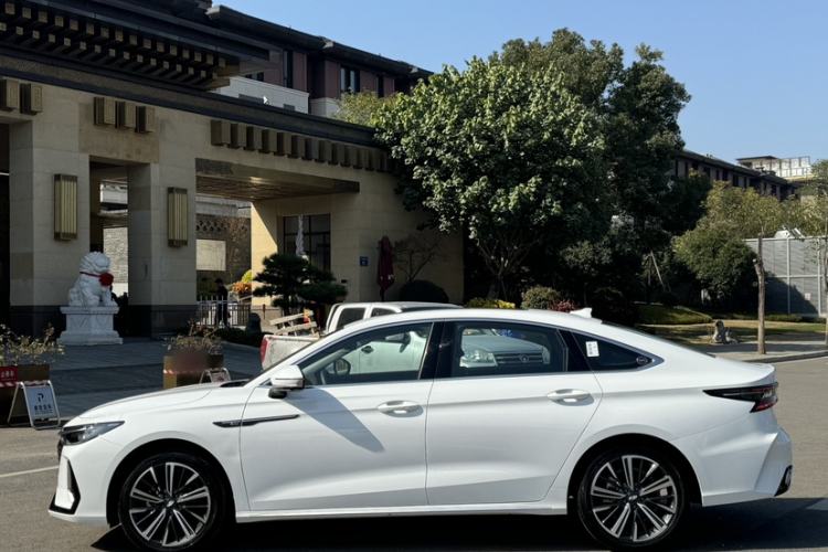 Used Chery Arrizo 8 2024 1.6T DCT Rui
