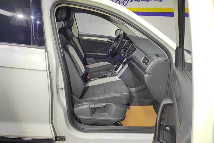 Used Volkswagen T-ROC 2020 230TSI DSG Two-Wheel Drive Advanced Version