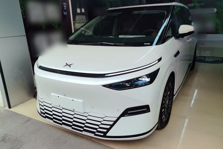 Used XPeng X9 2025 740 Ultra-Long Range Max